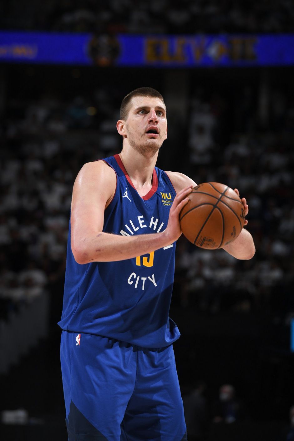 首秀表现 首秀表现